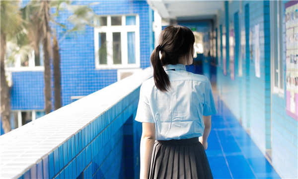 安图如何找到一个可以帮助我生孩子的女人？